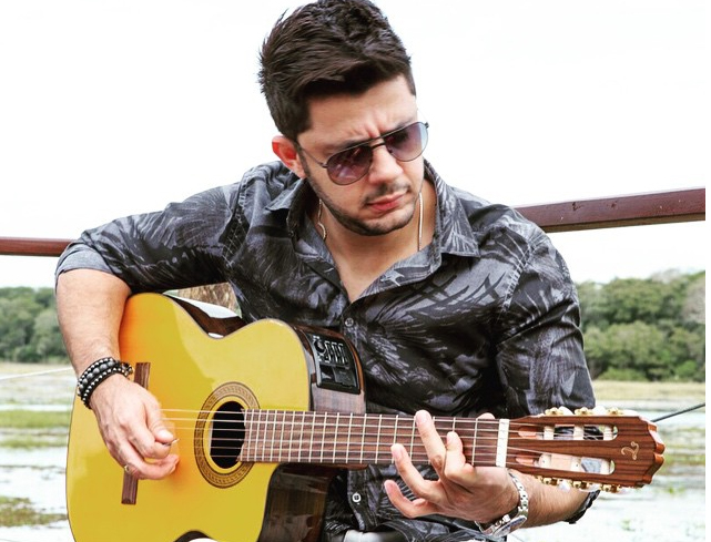 O cantor sertanejo Cristiano Araújo