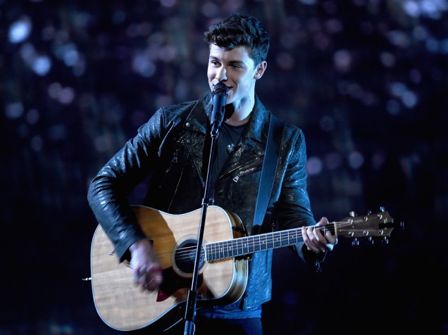 O cantor Shawn Mendes foi eleito revelação musical no People’s Choice Awards