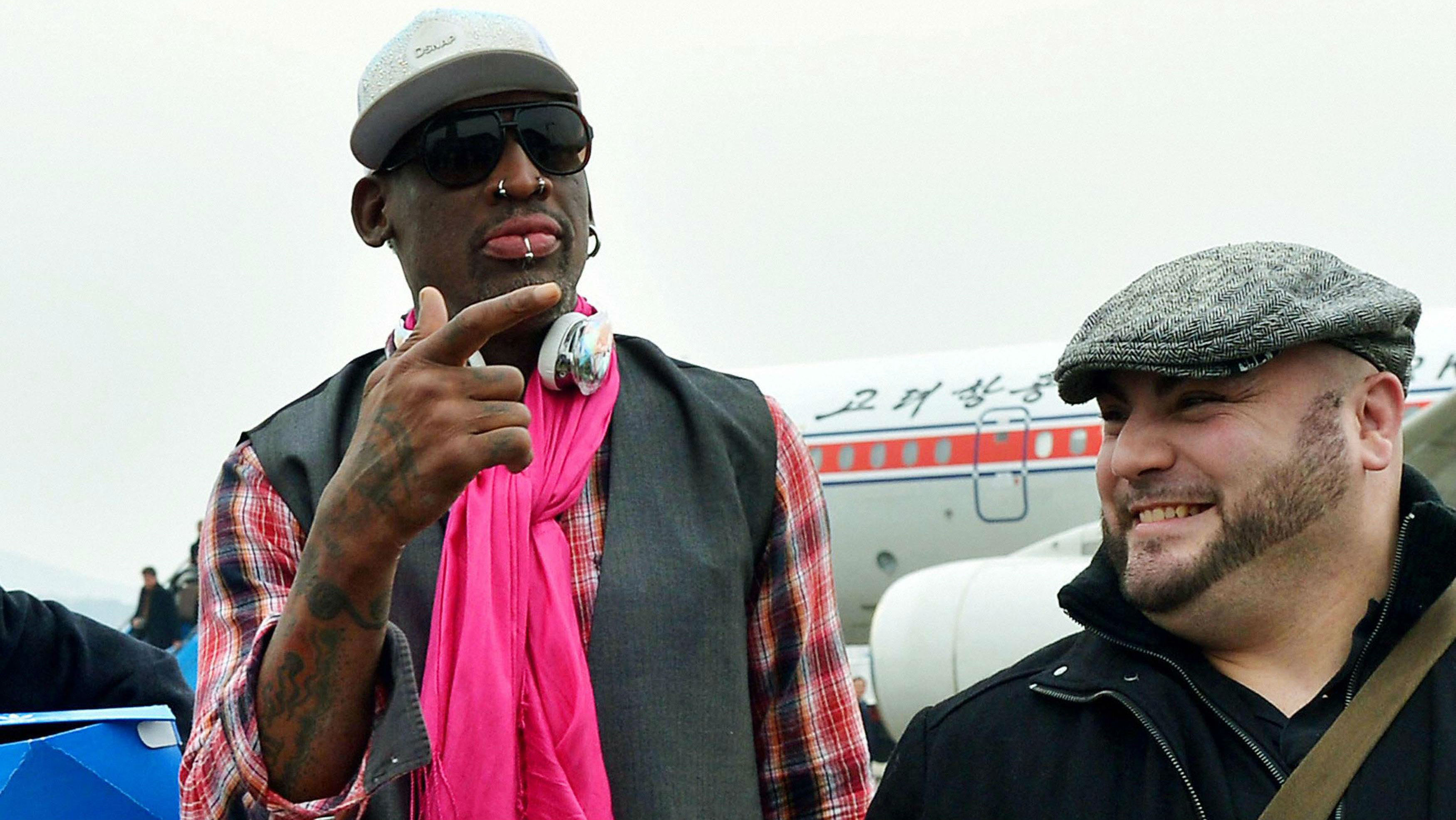 O ex-astro da NBA, Dennis Rodman, após desembarcar em Pyongyang, na Coreia do Norte
