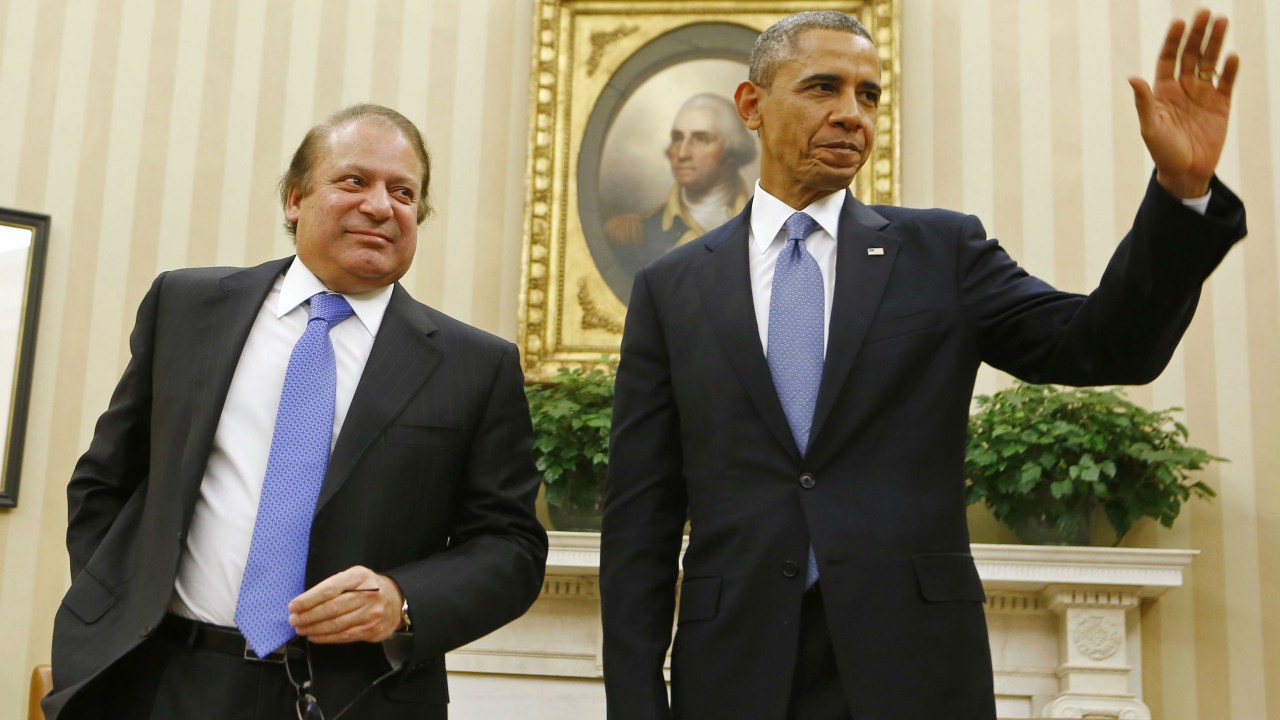 O premiê paquistanês, Nawaz Sharif, e o presidente americano, Barack Obama, em encontro na Casa Branca