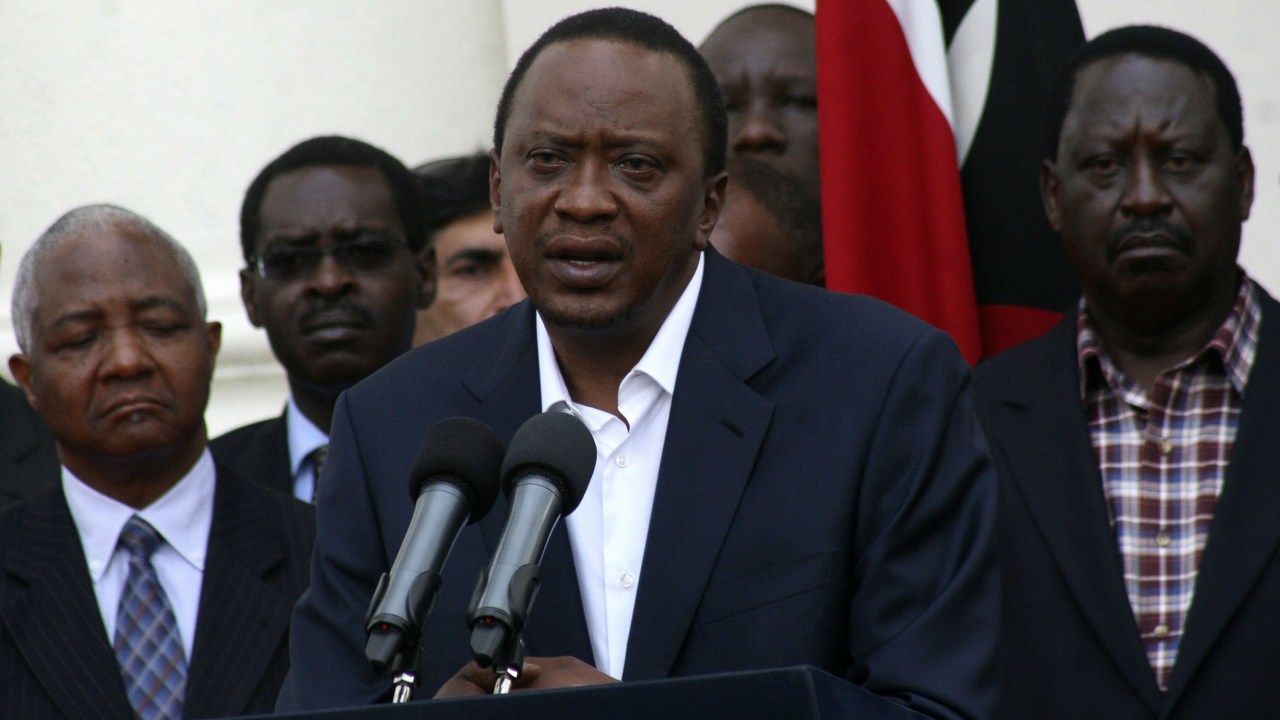O presidente queniano Uhuru Kenyatta fala sobre o ataque ao shopping de luxo Westgate, em Nairóbi