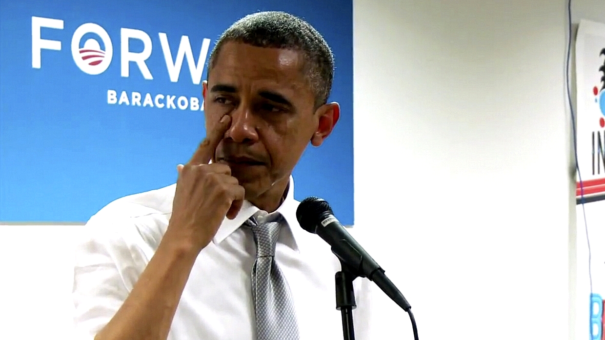 Reeleito, Barack Obama chorou ao discursar para voluntários da campanha