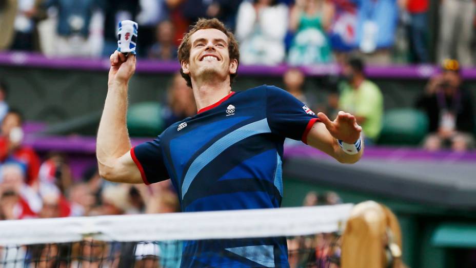 Andy Murray supera Roger Federer na final e conquista a medalha de ouro nos Jogos Olímpicos de Londres 2012