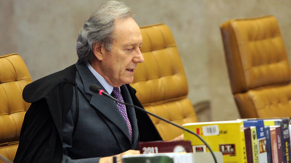 Ministro do Supremo Tribunal Federal (STF), Ricardo Lewandovisk durante julgamento do mensalão