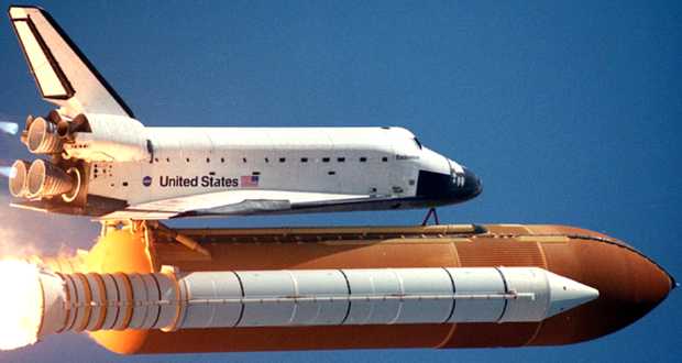 Rumo à aposentadoria: o ônibus espacial Endeavour parte para uma de suas missões