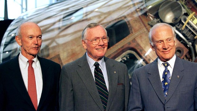 Os astronautas Edwin "Buzz" Aldrin (dir.), Neil Armstrong (centro) e Michael Collins, 30 anos depois da Missão Apollo 11