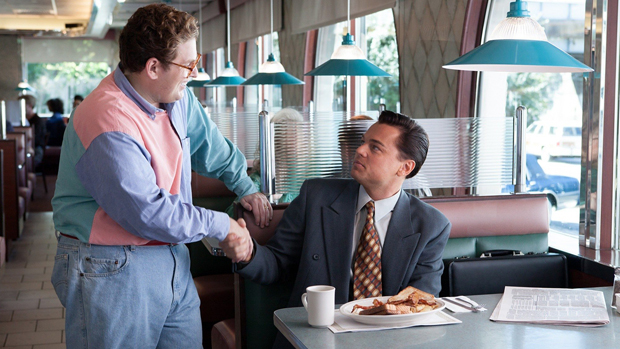 <p>Os atores Jonah Hill e Leonardo DiCaprio em cena do filme O Lobo de Wall Street</p>