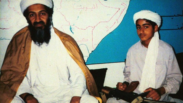 Osama bin Laden em esconderijo no Afeganistão