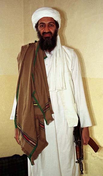 Osama Bin Laden em esconderijo no Afeganistão