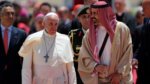 Papa Francisco ao desembarcar em Amã, na Jordânia