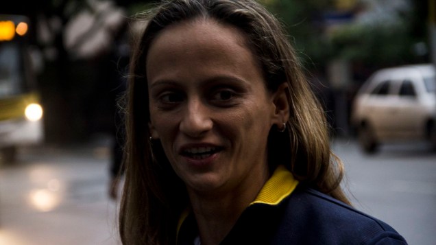Fabi, da seleção feminina de vôlei, antes do encontro com o papa Francisco no Rio de Janeiro