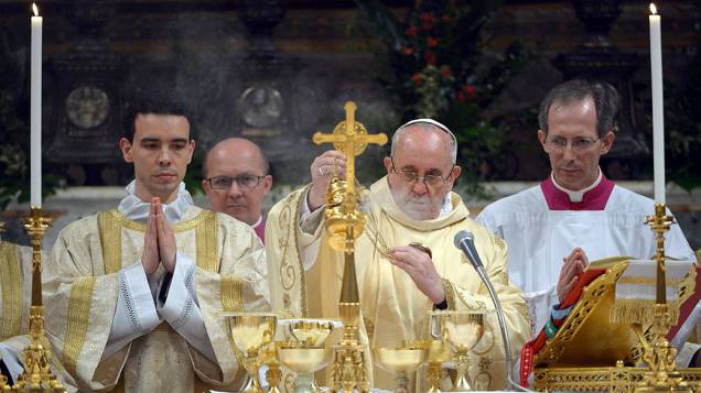 O papa Francisco celebra missa com cardeais na Capela Sistina, no Vaticano