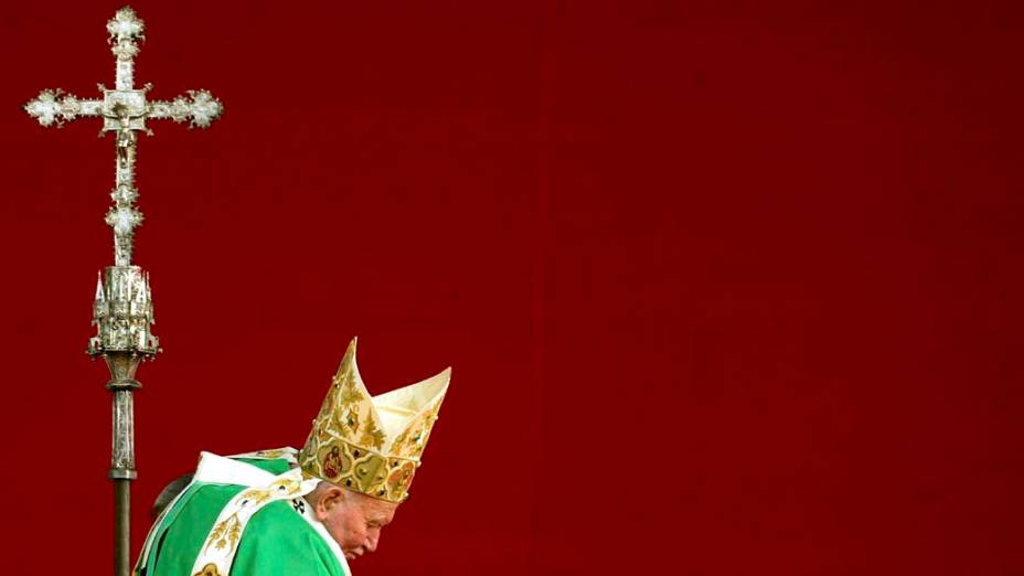 2002 – Papa João Paulo II na Polônia