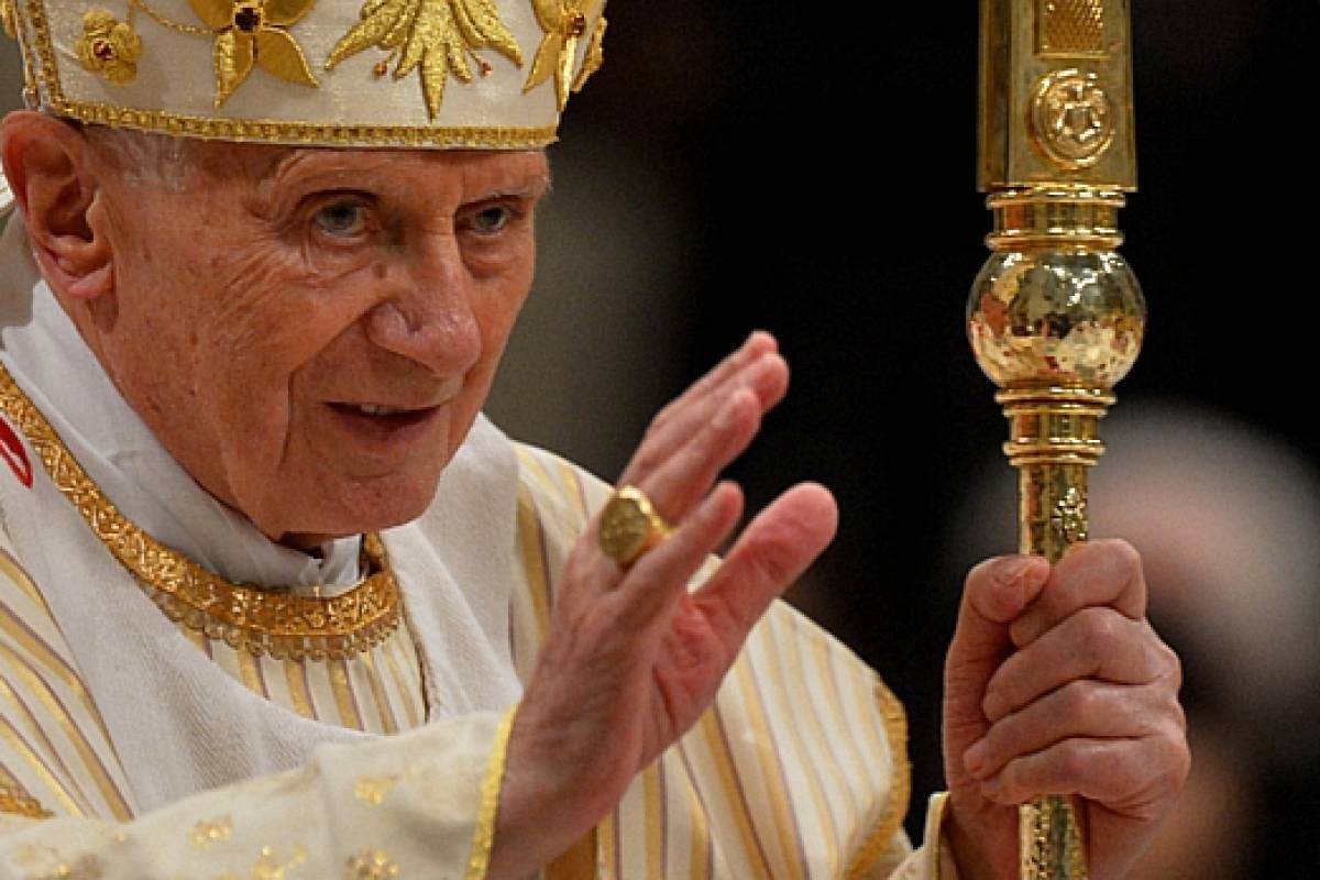 Na Missa do Galo, papa critica violência em nome de Deus | VEJA