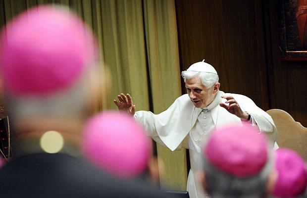 Papa Bento XVI fala sobre a crise da Igreja durante Assembleia Geral da Conferência Episcopal Italiana