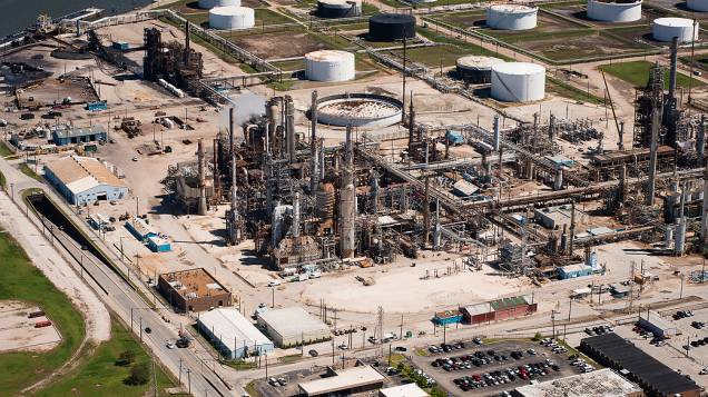 Vista aérea da refinaria de Pasadena, comprada pela Petrobras no Texas