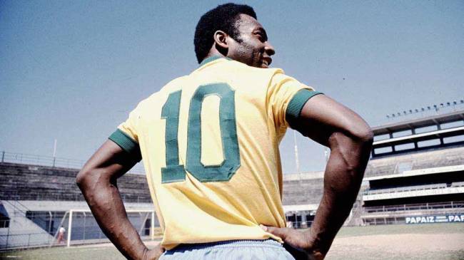 Pelé com a camisa 10 da seleção -