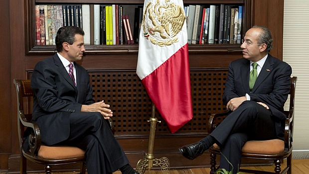 Peña Nieto e Felipe Calderón se encontraram na residência oficial do presidente mexicano