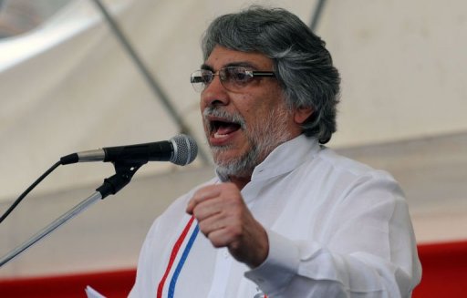 O ex-presidente paraguaio discursa em Assunção em 15 de agosto de 2012