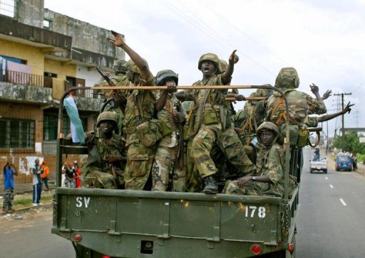 Tropas do exército nigeriano em Monrovia