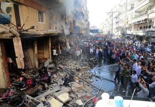 Local da explosão de um carro-bomba em Damasco