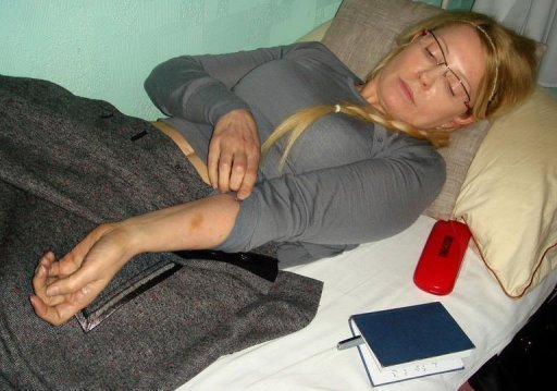 (Abril) Yulia Tymoshenko na penitenciária, em Kharkiv