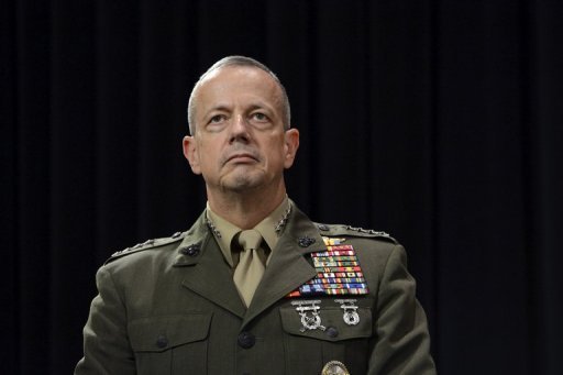 General John Allen num encontro em Bruxelas, 10 de outubro, 2012