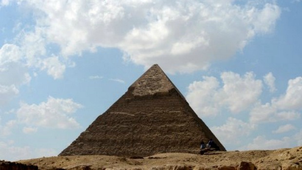 Foto tirada em 2012 da pirâmide de Khafre em Gaza, no Egito