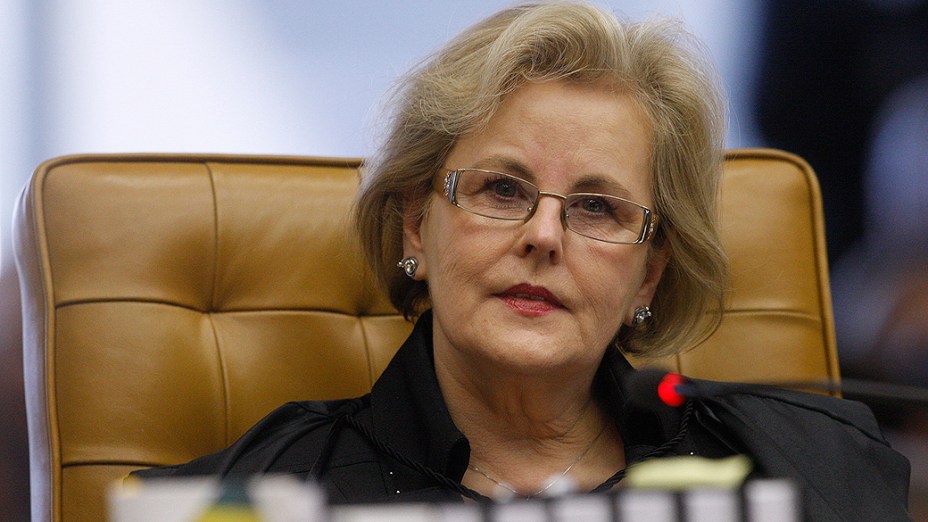 Ministra Rosa Weber do Supremo Tribunal Federal (STF), durante análise dos recursos apresentados pelas defesas dos 25 réus condenados pela corte, os chamados embargos, nesta quarta-feira (21