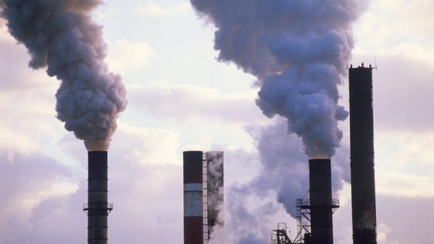 Apesar da crescente emissão de gases que aceleram o efeito estufa em usinas chinesas, o enxofre pode ter contribuído para frear o aquecimento global