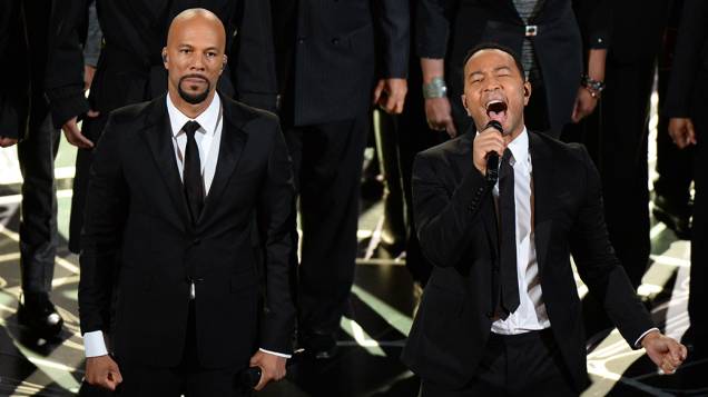 Common e John Legend apresentam a canção Glory, do filme Selma