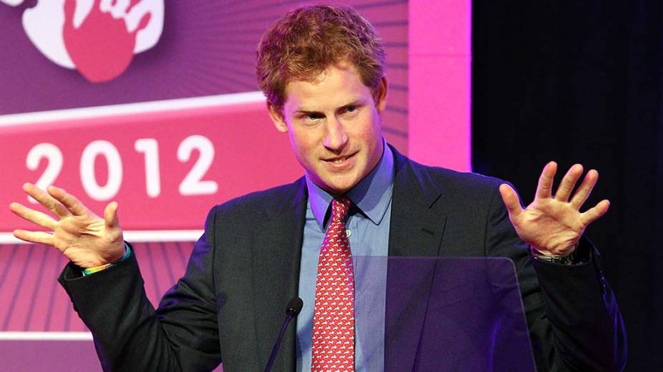 Príncipe Harry durante cerimônia de premiação da WellChild, organização que cuida de crianças doentes no Reino Unido