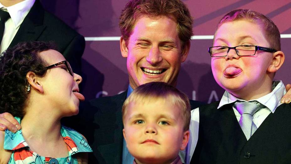 Príncipe Harry durante cerimônia de premiação da WellChild, organização que cuida de crianças doentes no Reino Unido
