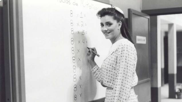 A personagem professora Helena durante o programa Carrossel, em 1991