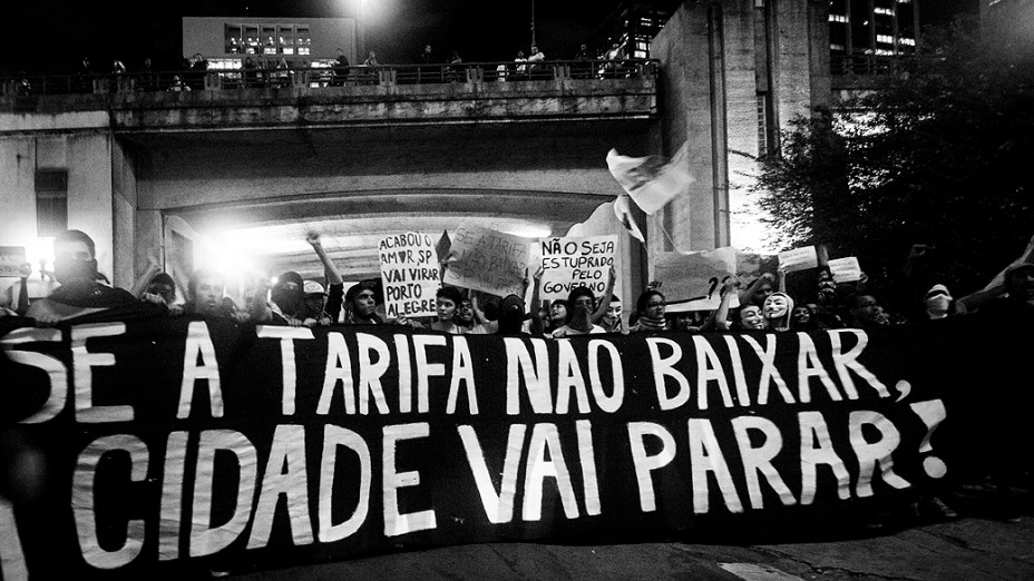 Manifestação contra o aumento de passagens em São Paulo. Protesto fechou a Avenida Paulista