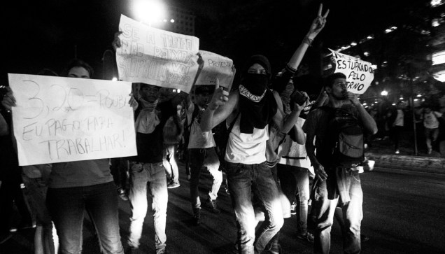 Manifestação contra o aumento de passagens em São Paulo. Protesto fechou a Avenida Paulista