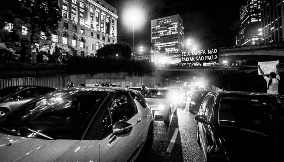 Manifestação contra o aumento de passagens em São Paulo. Protesto fechou a Avenida Paulista