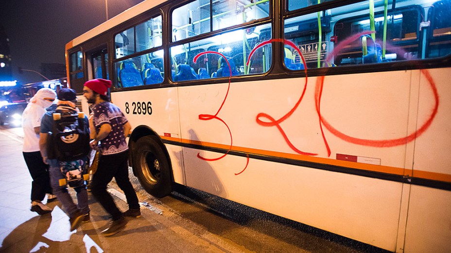 Manifestação organizada pelo movimento Passe Livre, em São Paulo