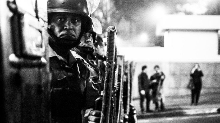Novo protesto contra o aumento das tarifas do transporte público na capital paulista toma as ruas do centro de São Paulo