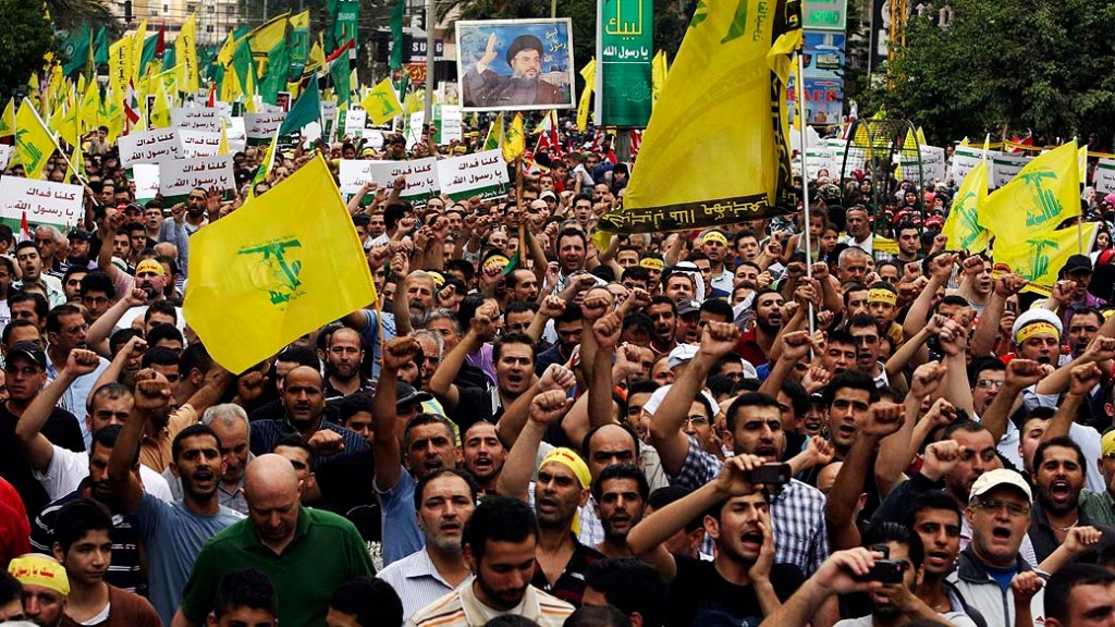 Protesto anti-EUA de seguidores do Hezbollah em Beirute, Líbano