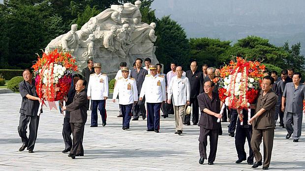 Norte-coreanos celebram aniversário de armistício em grande estilo na capital, Pyongyang