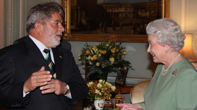 A rainha Elizabeth II e o ex-presidente Lula, em 2009