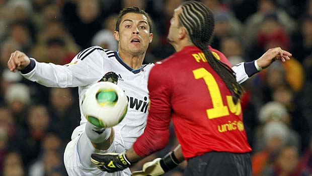 Cristiano Ronaldo, do Real Madri, durante partida contra o Barcelona
