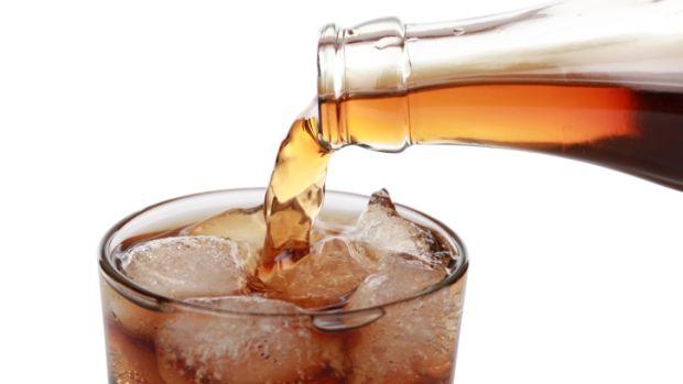 O consumo excessivo de bebidas açucaradas estaria relacionado a 133.000 mortes por diabetes, 45.000 por doenças cardíacas e 6.450 por câncer