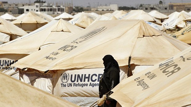 Refugiada síria em acampamento da Acnur, agência da ONU