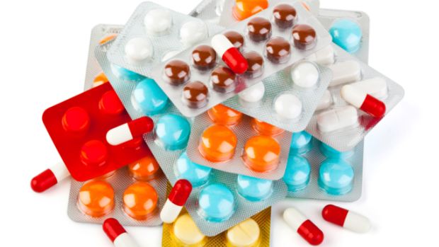 Antibióticos: o uso indiscriminado desses medicamentos pode fazer com que uma quantidade maior de bactérias resistentes se desenvolva no organismo