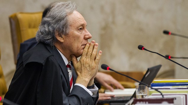 Ministro do Supremo Tribunal Federal (STF), Ricardo Lewandovisk durante julgamento do mensalão, em 12/09/2012