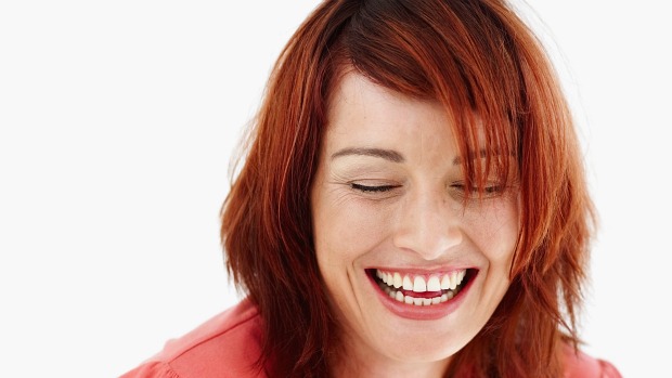 Rir é o melhor negócio: gargalhadas ajudam a diminuir a sensação de dor a criar laços sociais e afetivos