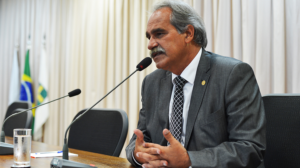 O presidente do CFM, Roberto D’Ávila: Entidade se considera vitoriosa com texto que determina que Ministério da Saúde seja o responsável por emitir registro provisório aos médicos estrangeiros