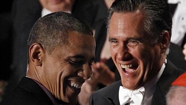 Barack Obama e Mitt Romney estão praticamente empatados nas pesquisas de opinião